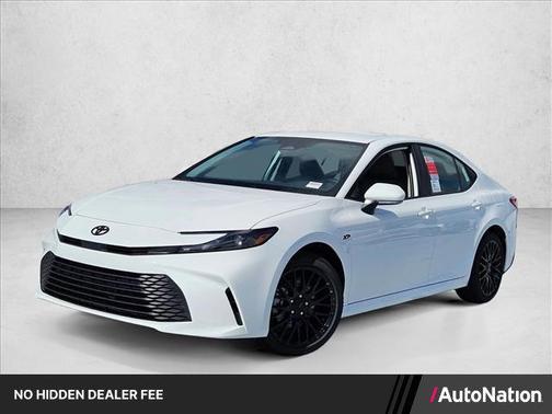 Ice Cap 2026 Toyota Camry LE
