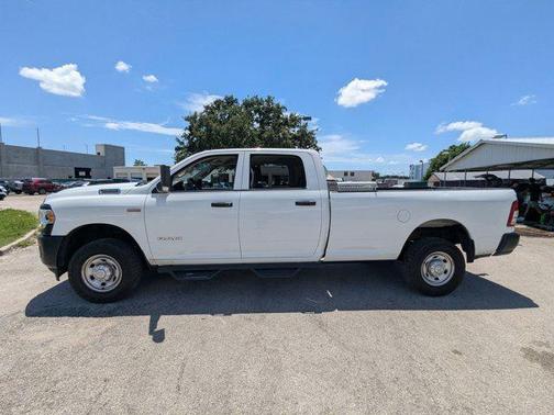 2019 RAM 2500 Tradesman Crew Cab 4x4 8' Box
