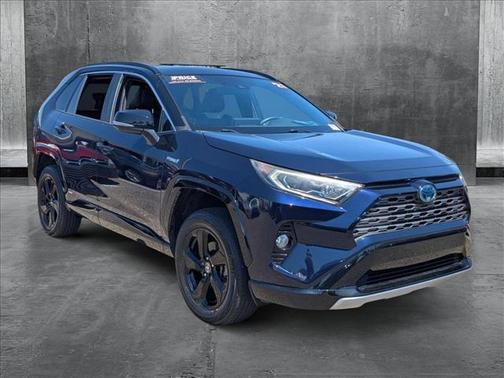 2021 Toyota RAV4 Hybrid SE