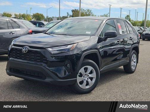 2025 Toyota RAV4 LE