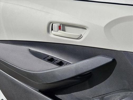 Wind Chill Pearl 2022 Toyota Corolla LE
