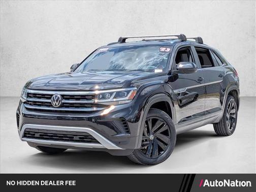 Deep Black Pearl 2023 Volkswagen Atlas Cross Sport 3.6L V6 SE w/Technology