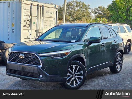 2022 Toyota Corolla Cross XLE