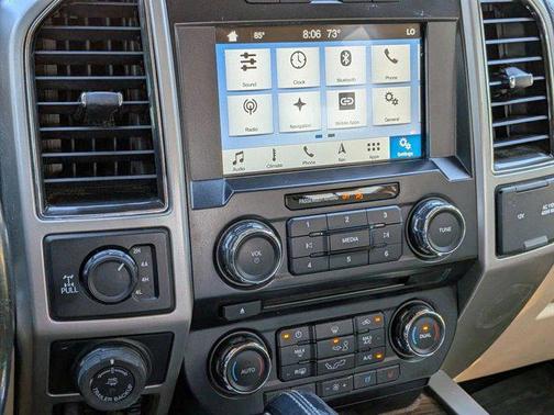 Oxford White 2017 Ford F-150 Lariat