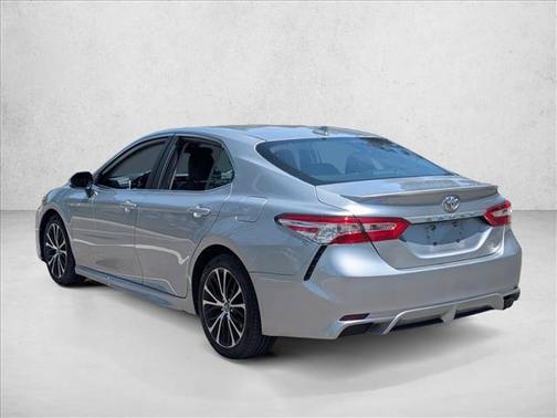 Celestial Silver Metallic 2020 Toyota Camry SE