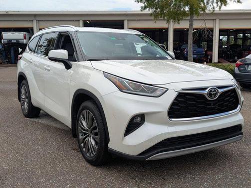 2021 Toyota Highlander Platinum
