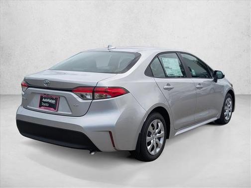 Classic Silver Metallic 2025 Toyota Corolla LE