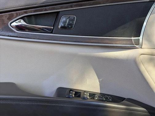 2016 Lincoln MKX Select