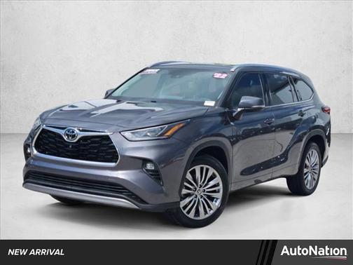 2022 Toyota Highlander Platinum