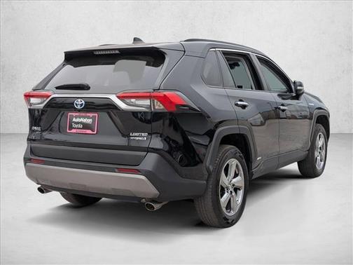 2020 Toyota RAV4 Hybrid SE