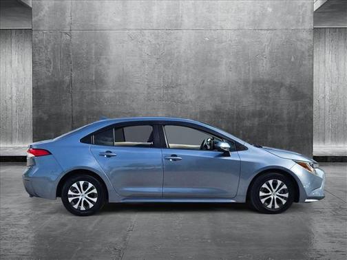2022 Toyota Corolla Hybrid LE