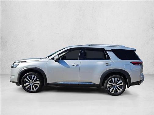 2022 Nissan Pathfinder Platinum 2WD