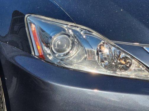 2010 Lexus IS 250C Base