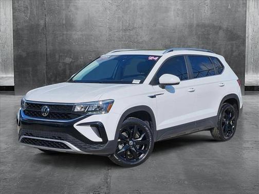 2024 Volkswagen Taos SE