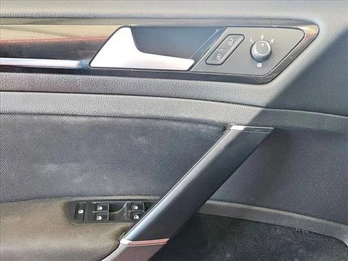 2017 Volkswagen Golf GTI 2.0T S 4-Door