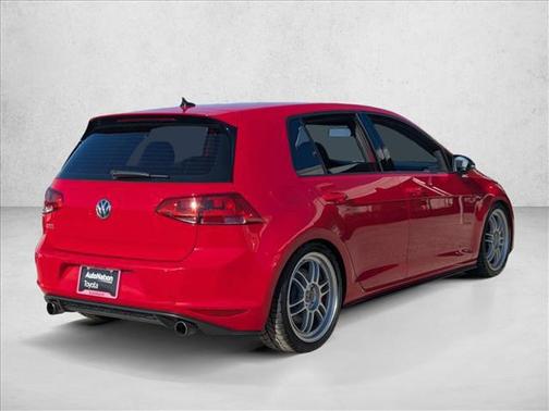 2017 Volkswagen Golf GTI 2.0T S 4-Door