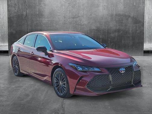 2021 Toyota Avalon Hybrid XSE