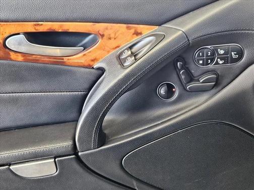 2009 Mercedes-Benz SL-Class V8