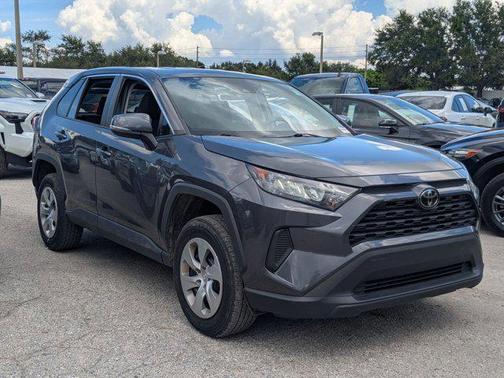 2022 Toyota RAV4 LE