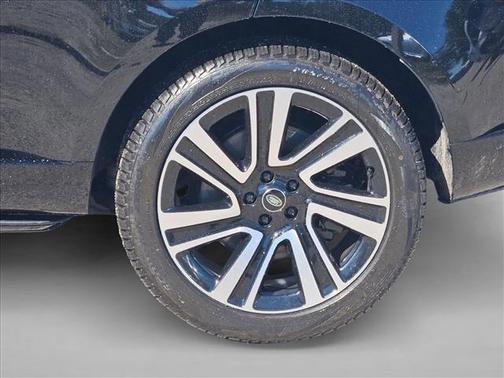 2023 Land Rover Range Rover P530 SE