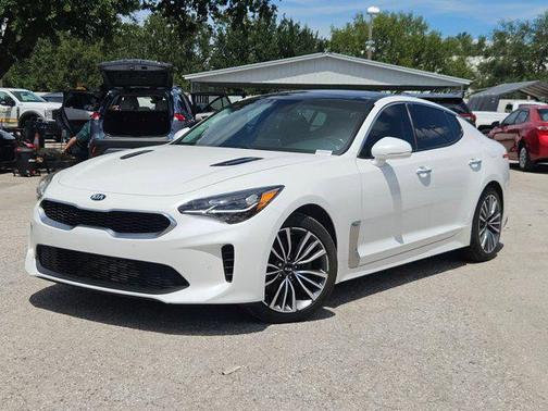 2019 Kia Stinger Base