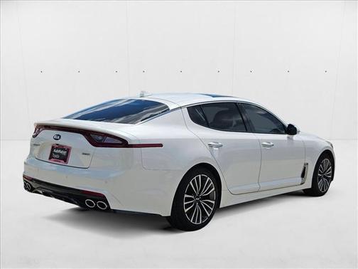 2019 Kia Stinger Base