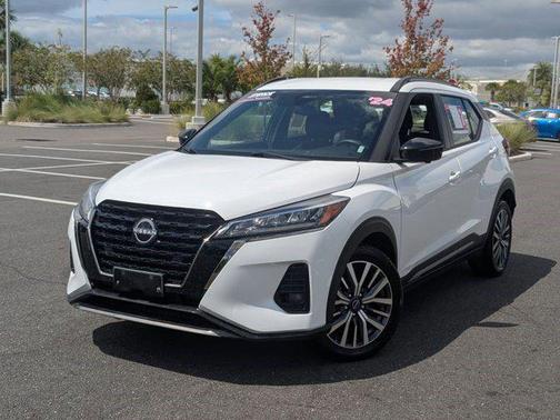 2024 Nissan Kicks SR