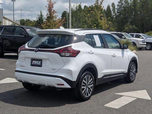 2024 Nissan Kicks SR
