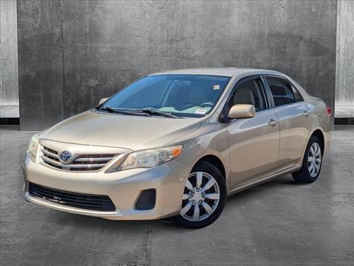 2013 Toyota Corolla LE