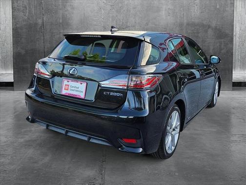 2017 Lexus CT 200h Base