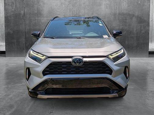 2023 Toyota RAV4 Hybrid SE