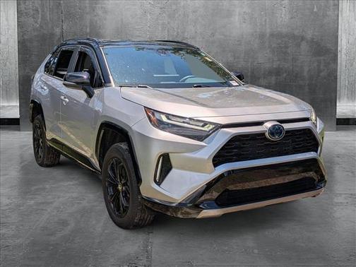 2023 Toyota RAV4 Hybrid SE