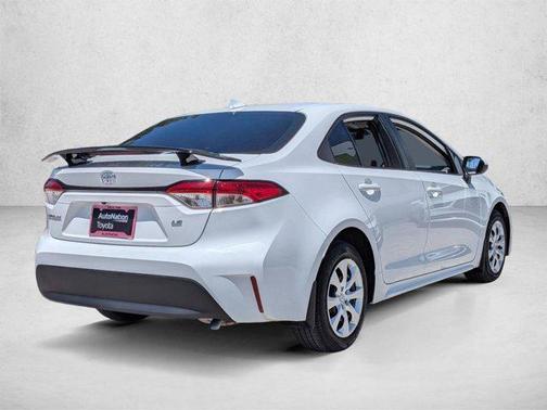 Ice Cap 2025 Toyota Corolla LE