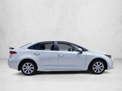 Ice Cap 2025 Toyota Corolla LE