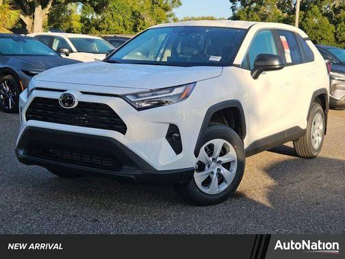 2025 Toyota RAV4 LE