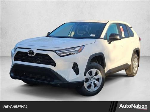 2025 Toyota RAV4 LE