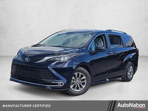 2024 Toyota Sienna XLE 8 Passenger
