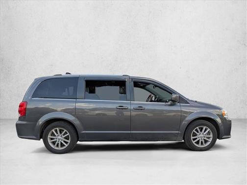 Granite Pearlcoat 2019 Dodge Grand Caravan SXT