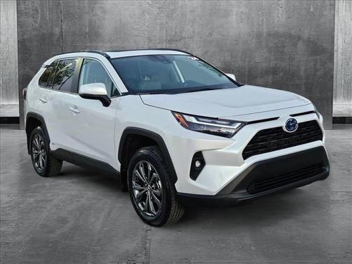 2024 Toyota RAV4 Hybrid XLE Premium