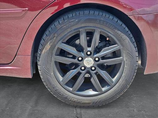 2013 Toyota Avalon XLE