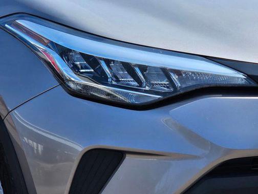 2020 Toyota C-HR LE