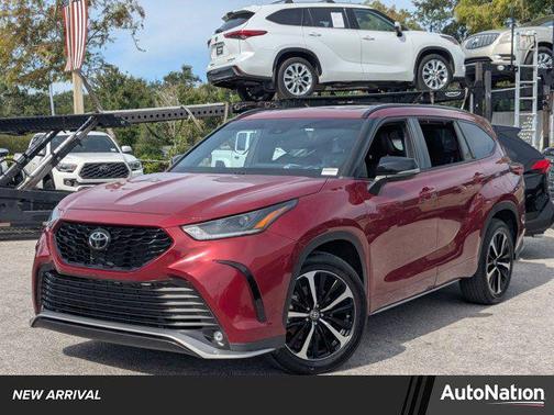 2022 Toyota Highlander XSE