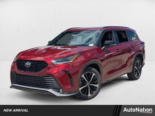 2022 Toyota Highlander XSE