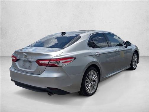 Celestial Silver Metallic 2019 Toyota Camry XLE