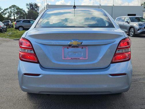 2017 Chevrolet Sonic LT