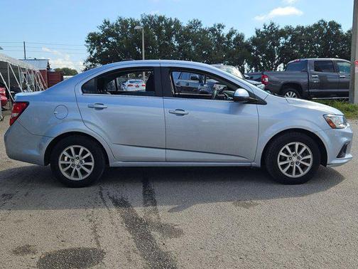 2017 Chevrolet Sonic LT