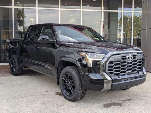 2025 Toyota Tundra Hybrid Platinum