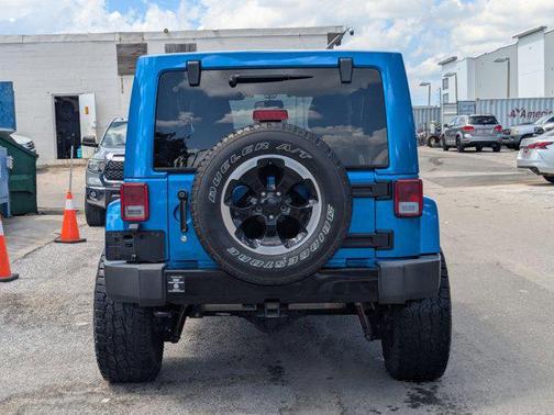 2014 Jeep Wrangler Unlimited Polar Edition