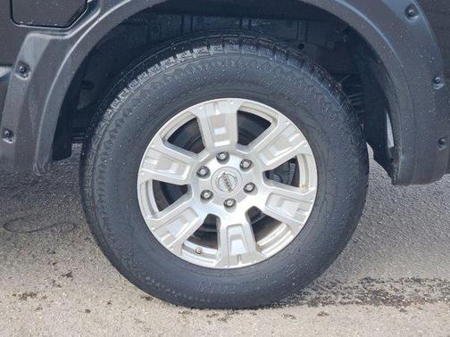 2018 Nissan Titan SV