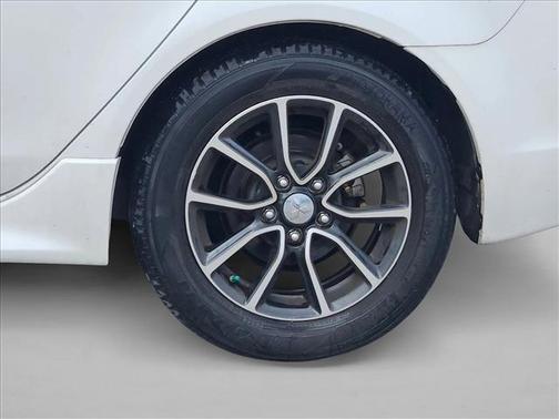 2017 Mitsubishi Lancer ES